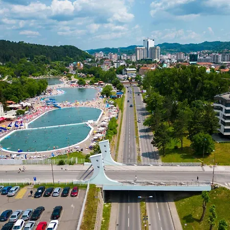 Dinka Park Апартаменты Тузла